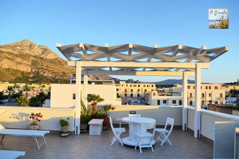 Appartamento Le Ginestre San Vito Lo Capo Exteriör bild